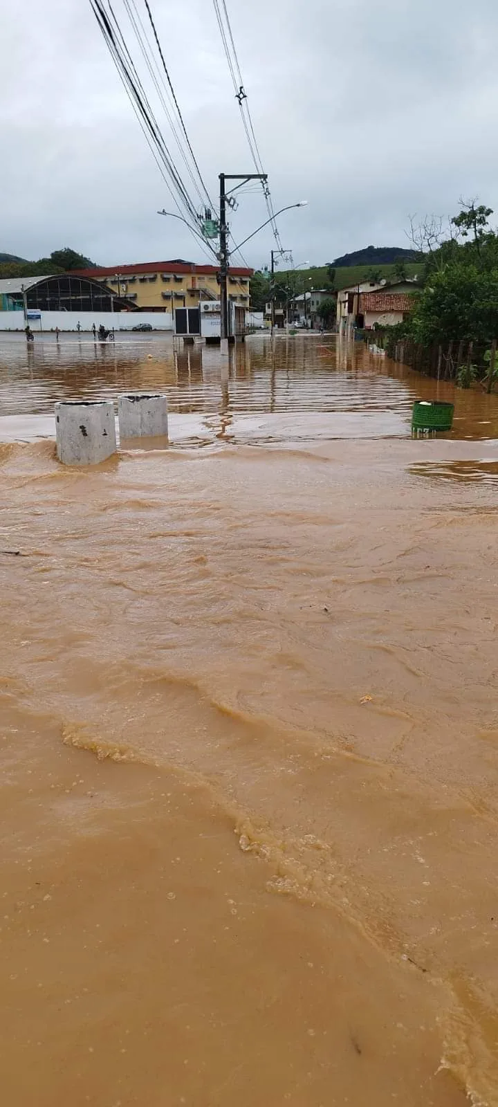 Pontos de alagamentos em Fundão
