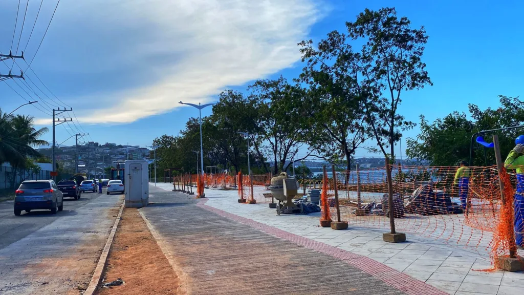 Obras da orla de Cariacica