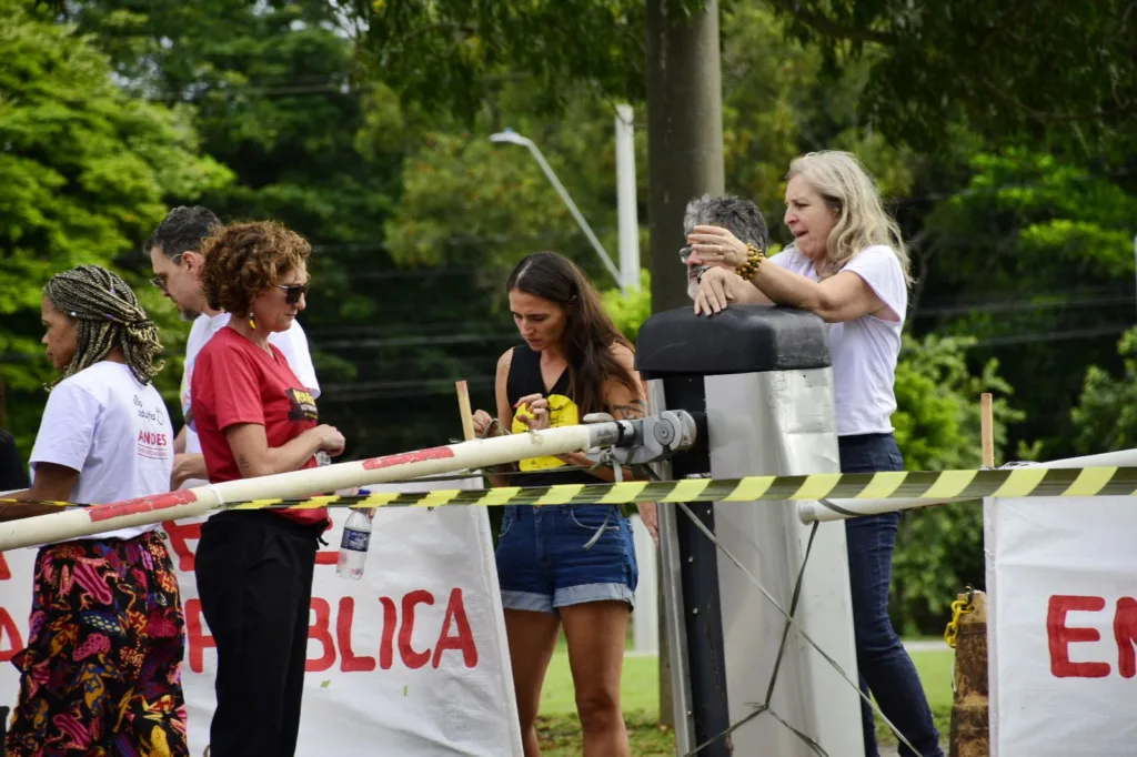1° dia greve na UFES