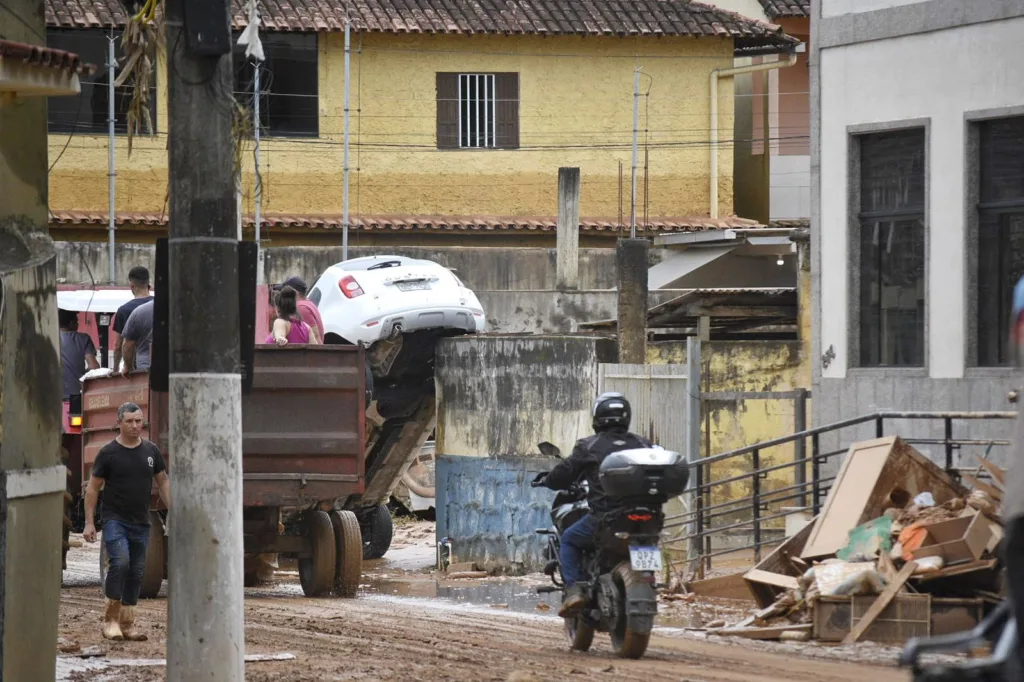 CHUVA EM MIMOSO DO SUL