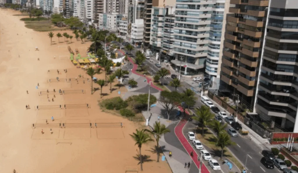 Avenida Gil Veloso, na Praia da Costa. Foto: Everton Thiago/PMVV