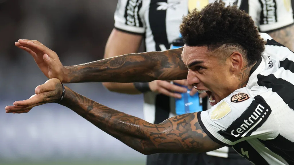 Libertadores: Botafogo x Estudiantes. Igor Jesus