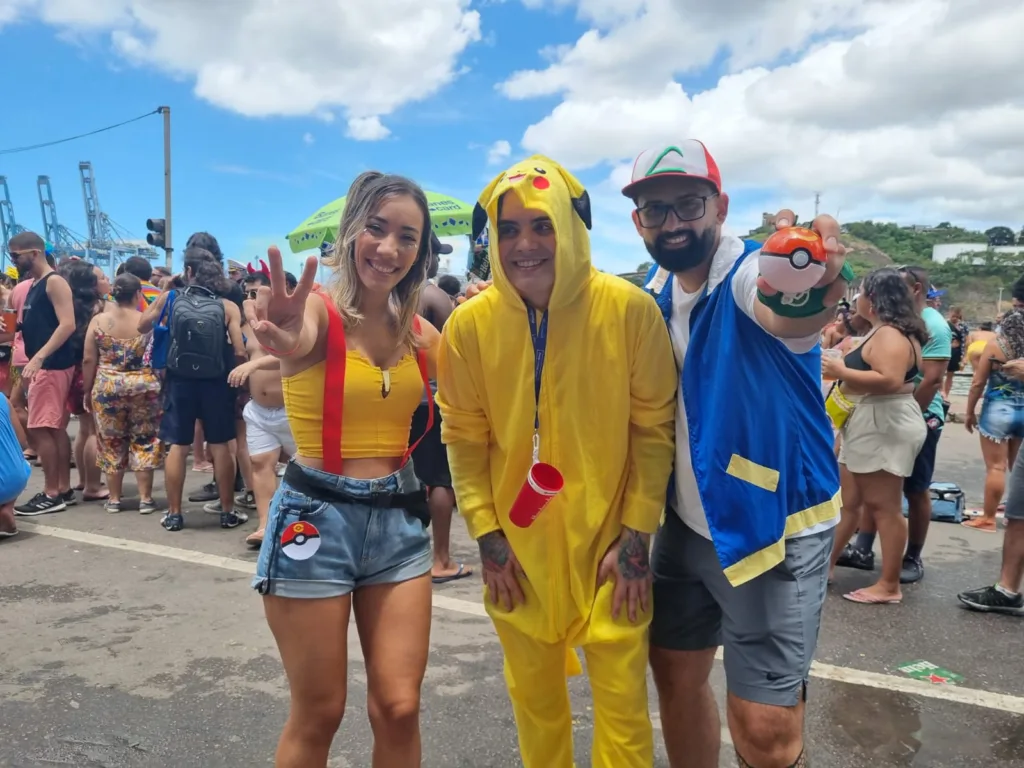 Foliões foram fantasiados para o Regional da Nair