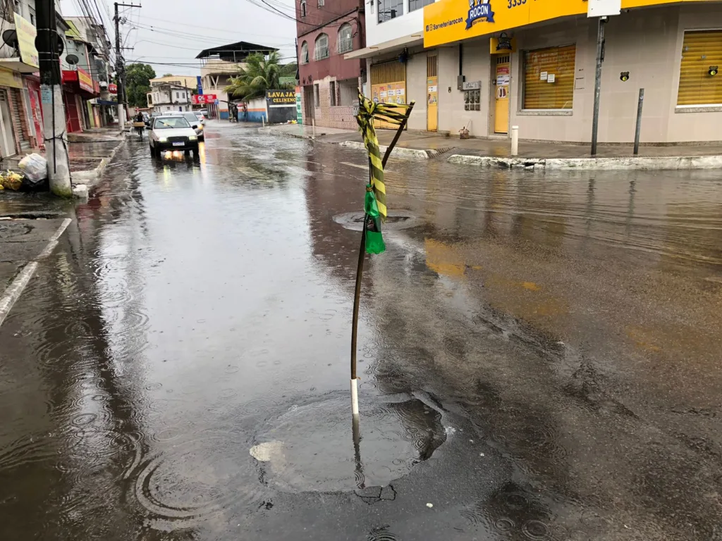 Acidente Buraco Vila Velha