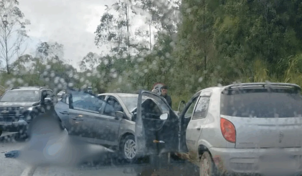 Acidente em Marechal Floriano, na BR-262