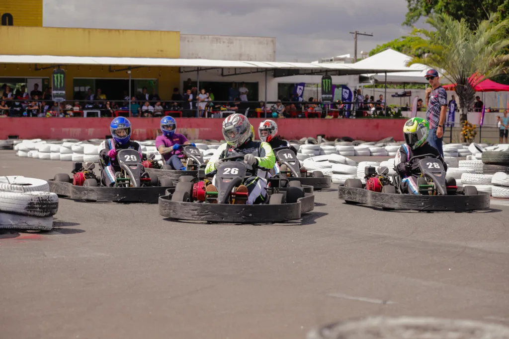 FDk Racing Cup, Dia 2, Kartódromo de Jardim Camburi, em Vitória.