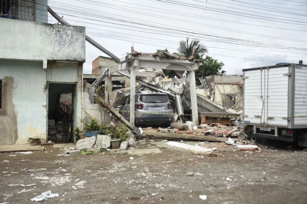 Explosão gás - Casa - Vila Velha