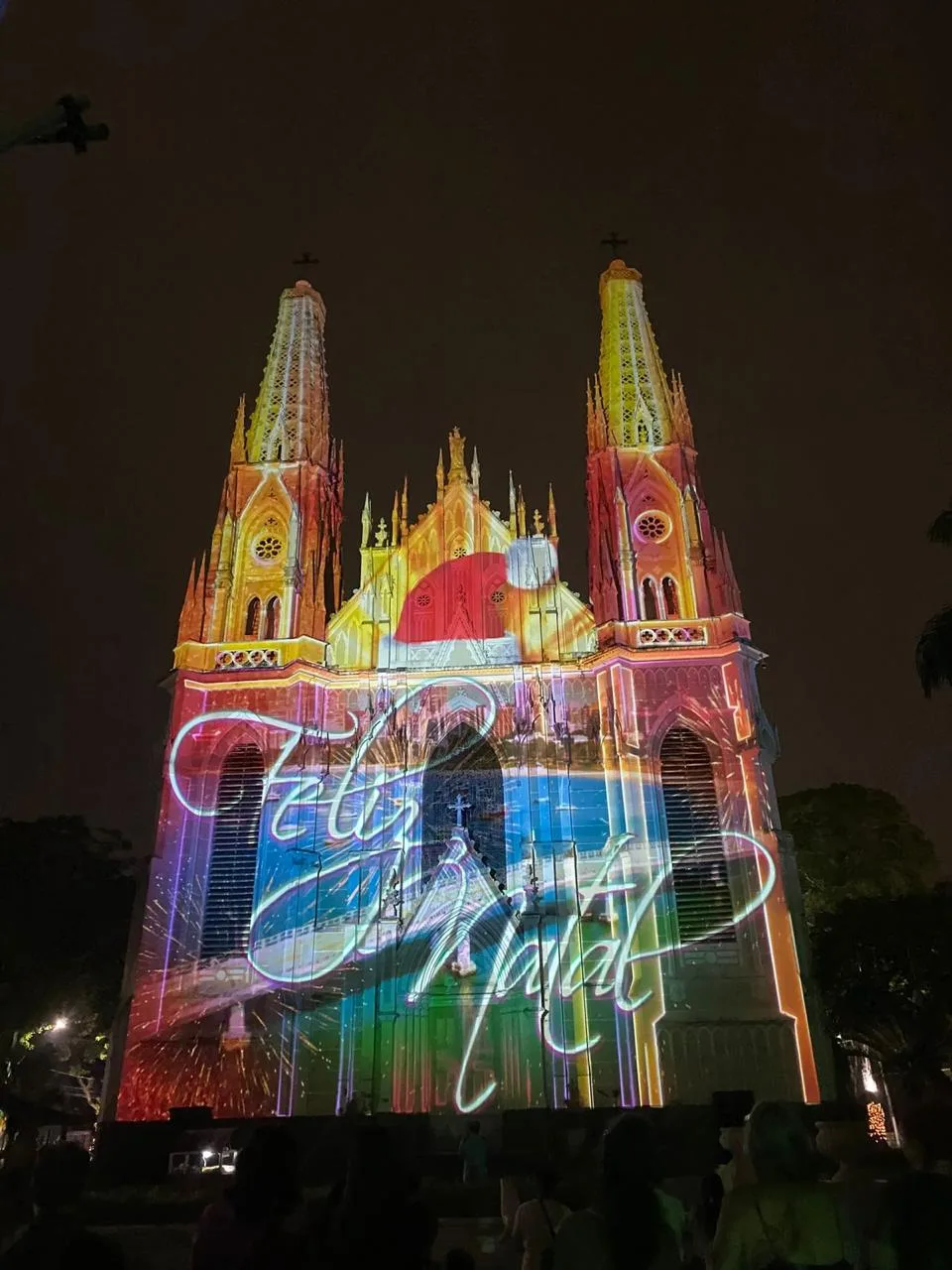 Catedral de Vitória será coberta com luzes e cores