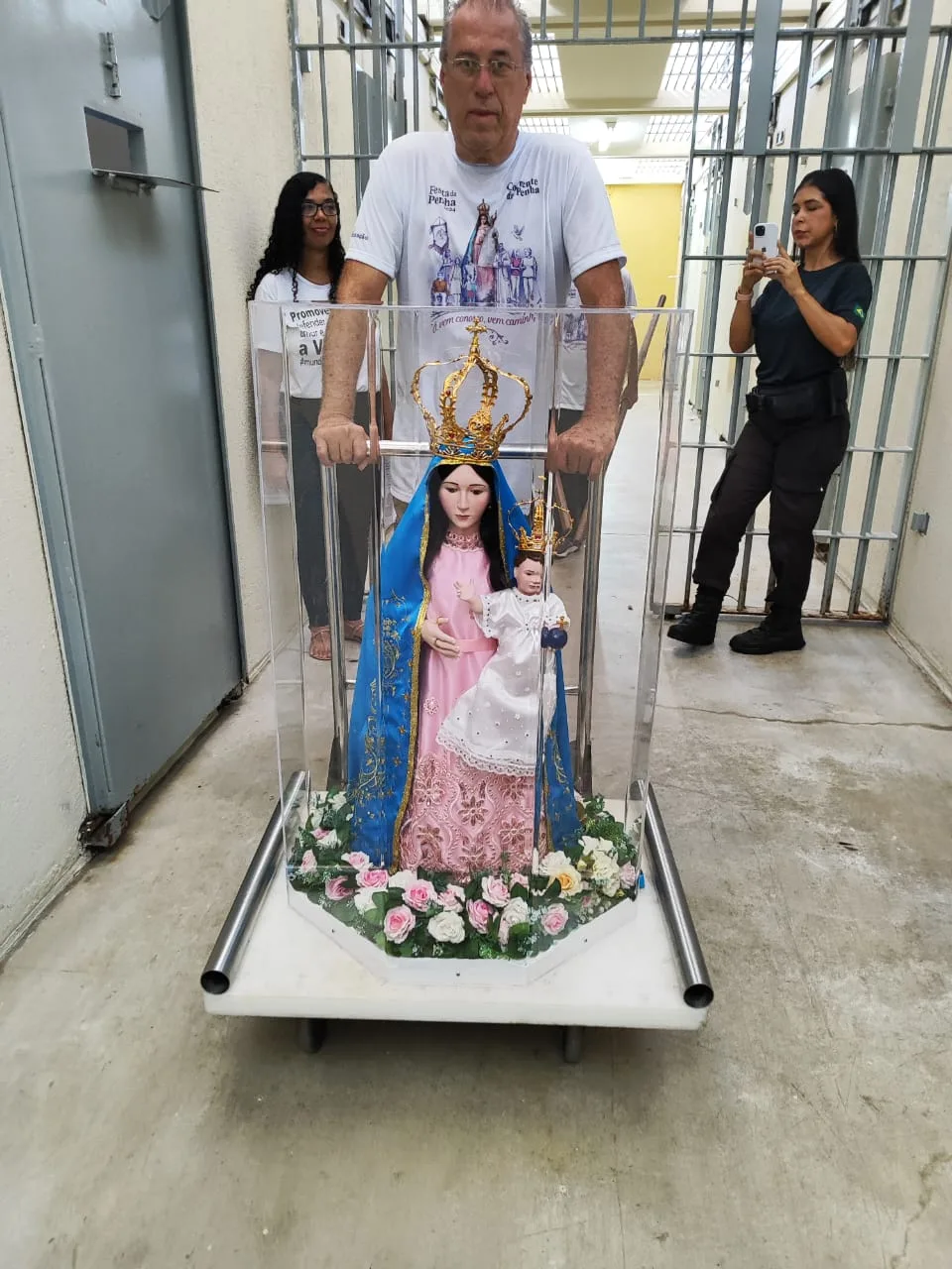 santa-presídio