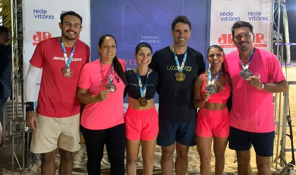 2º Vitória Open de Beach Tennis, praia de Camburi. Dia 1