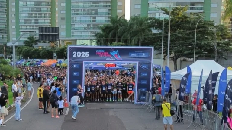 Corrida Capixaba de Ferro, 2025. Praia de Camburi, em Vitória