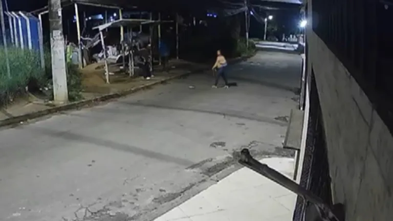 MULHER PERDE DENTE DURANTE ASSALTO EM VILA GRAUNA