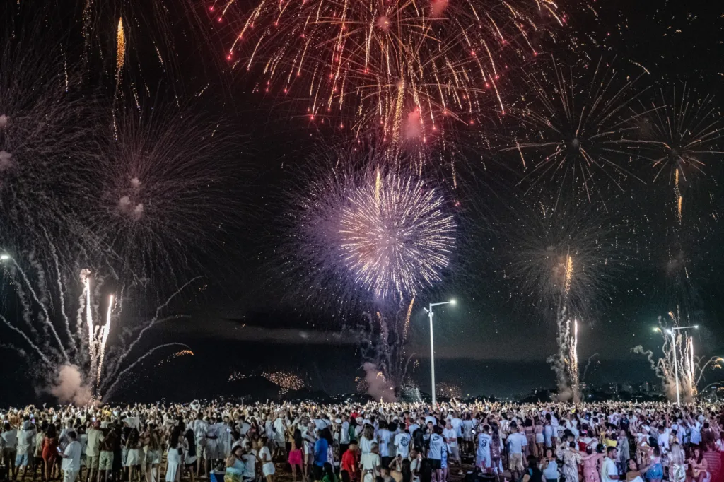 Reveillon 2025 - queima de fogos - Vitória