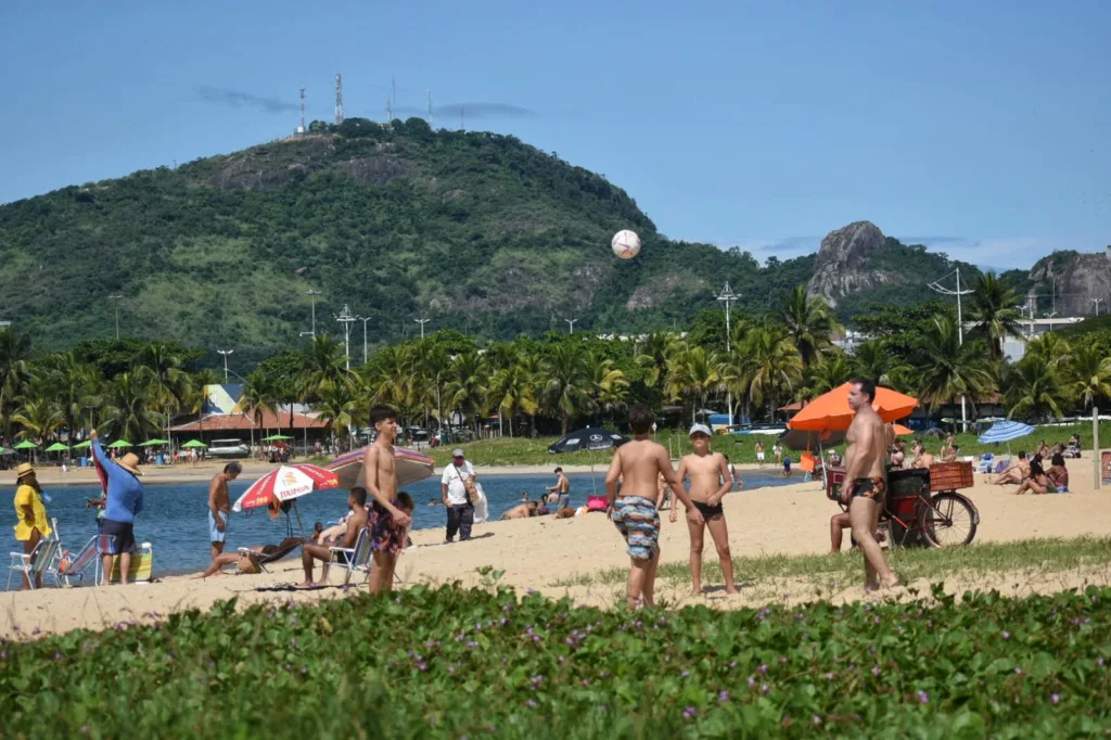 Altinha na Praia da Guarderia