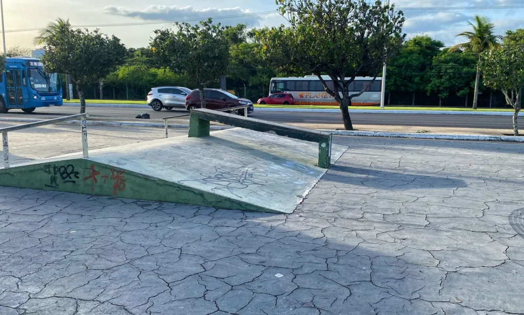 Pista de skate Camburi