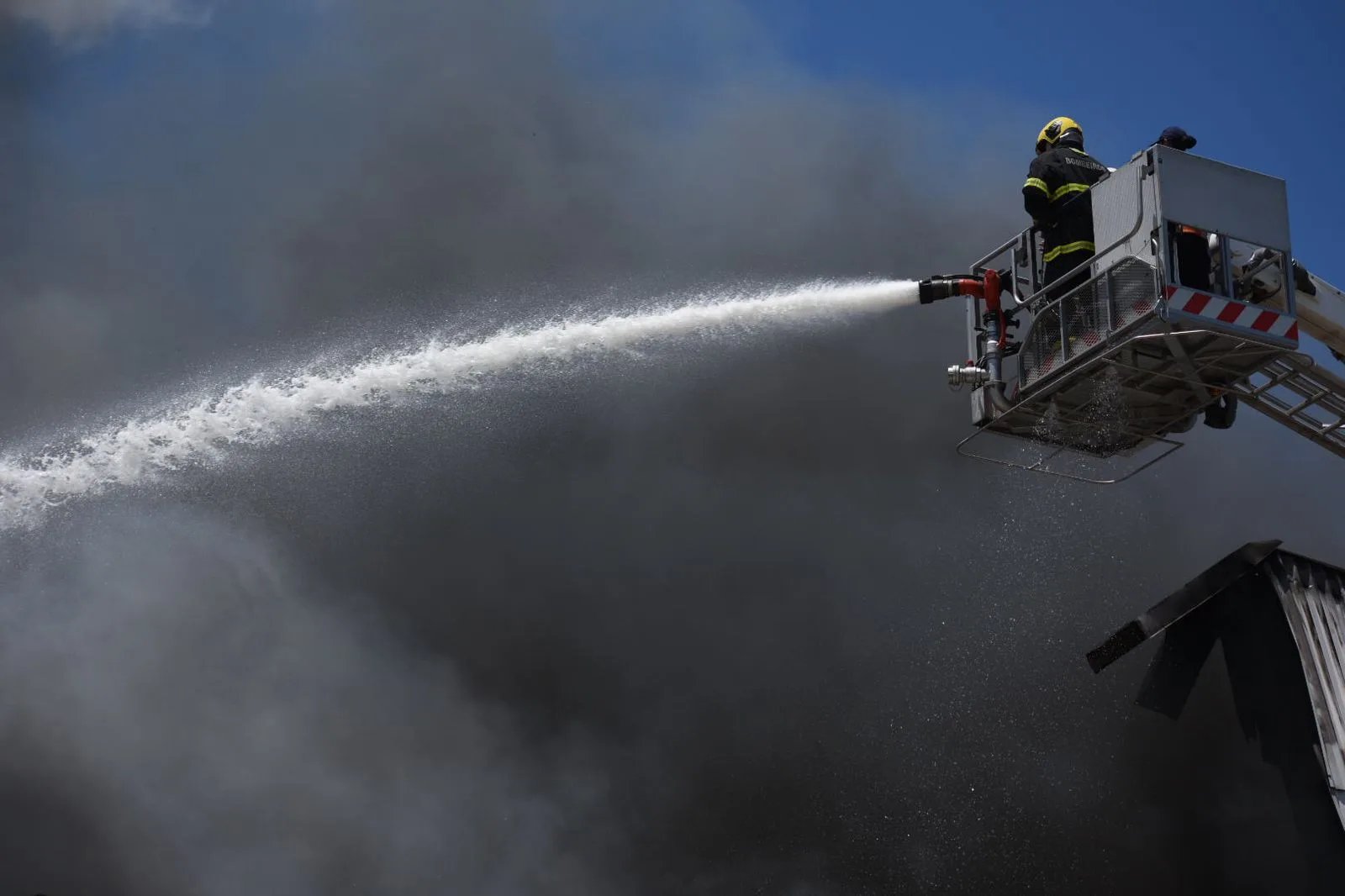 incendio cacau show linhares