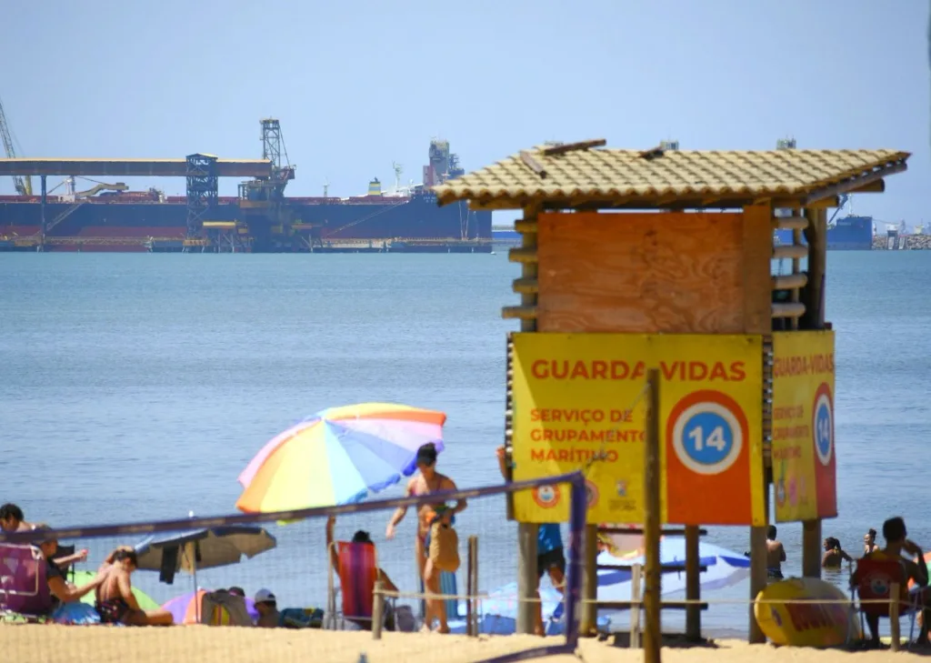 Tempo aberto - Praia de Camburí