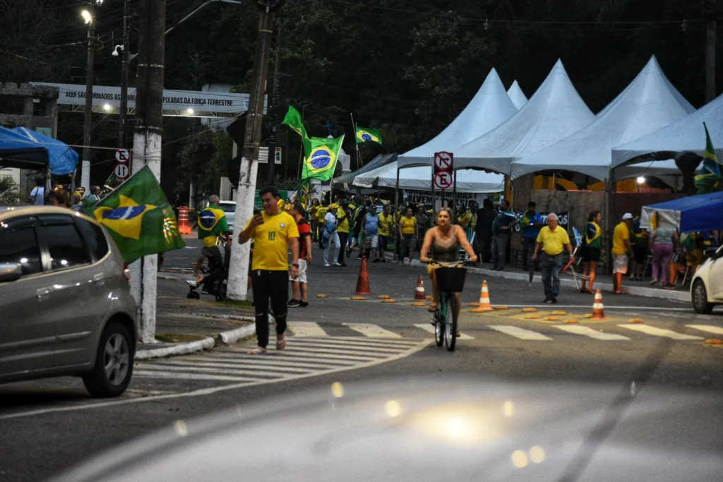 Manifestantes em Vila Velha