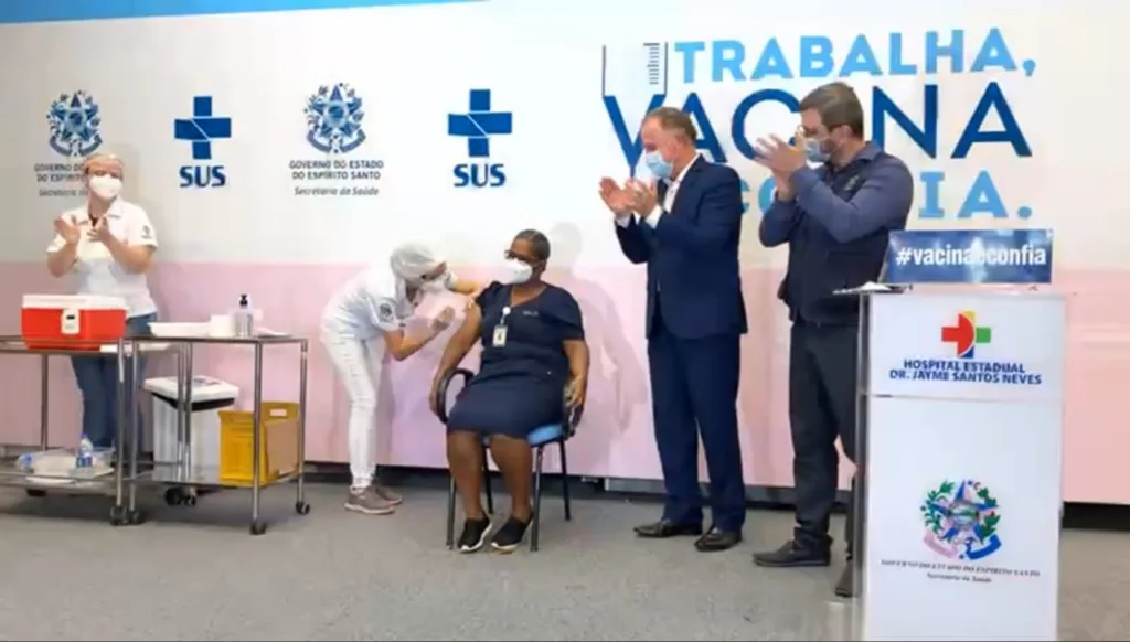 Primeira vacinada no Espírito Santo