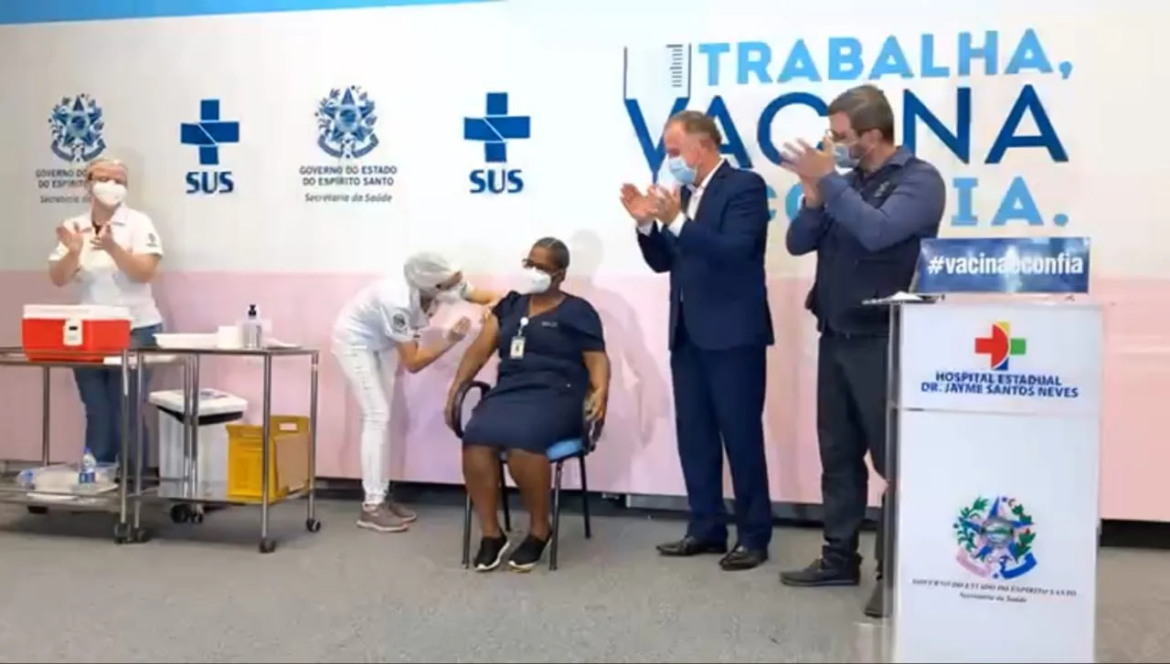 Primeira vacinada no Espírito Santo