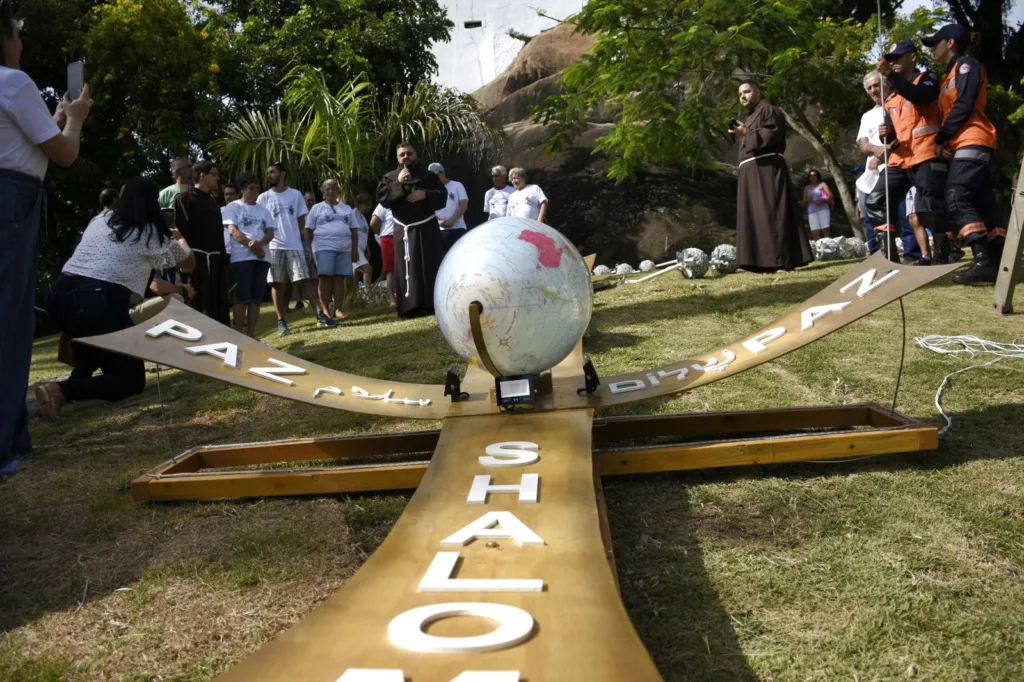 Terço Gigante do Convento da Penha 2024