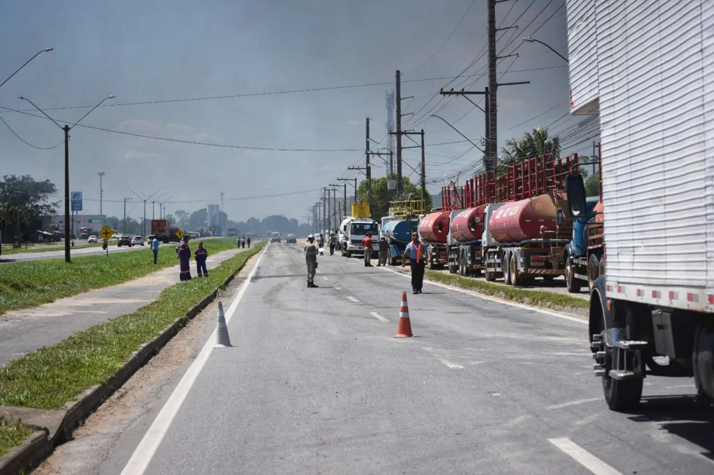 Incendio fábrica Cacau Show Linhares ES