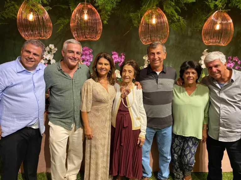 Cecília faz 90!