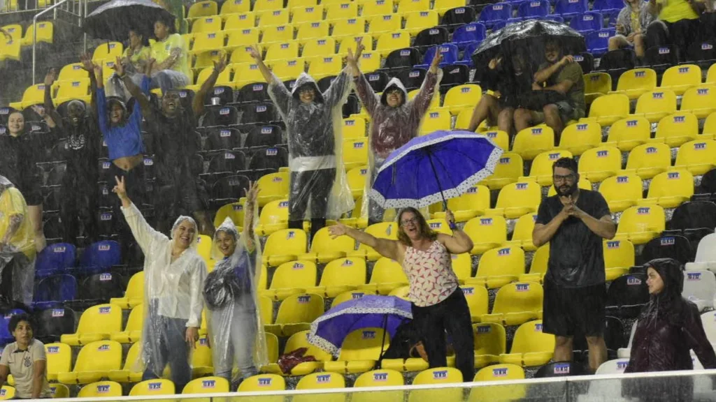 Amistoso Brasil x Colômbia, estádio Kleber Andrade. Tarciane