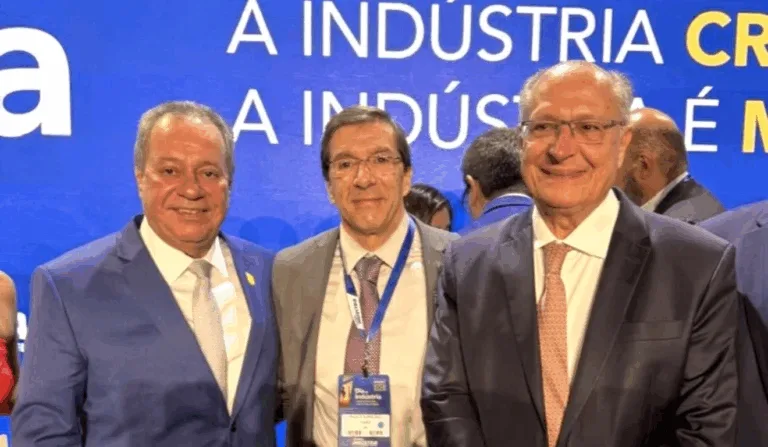 Ricardo Alban, presidente da CNI, Paulo Baraona, presidente da Findes e o Ministro Geraldo Alckmin
