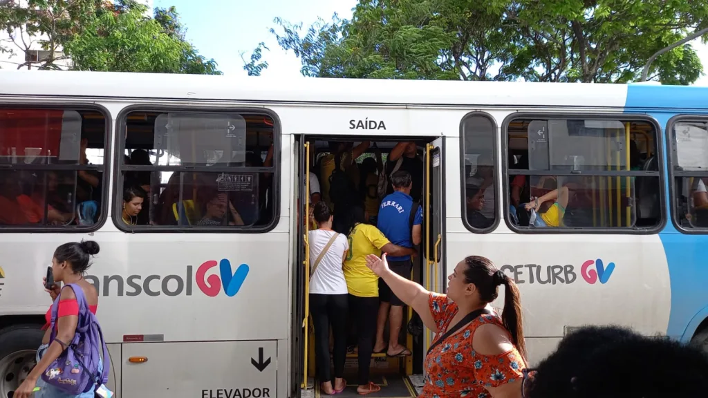 Trânsito intenso no Centro de Vitória