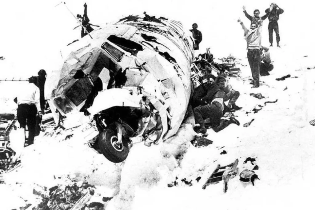 Aviao que caiu nos andes | a sociedade da neve