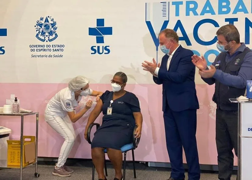 primeira vacinada