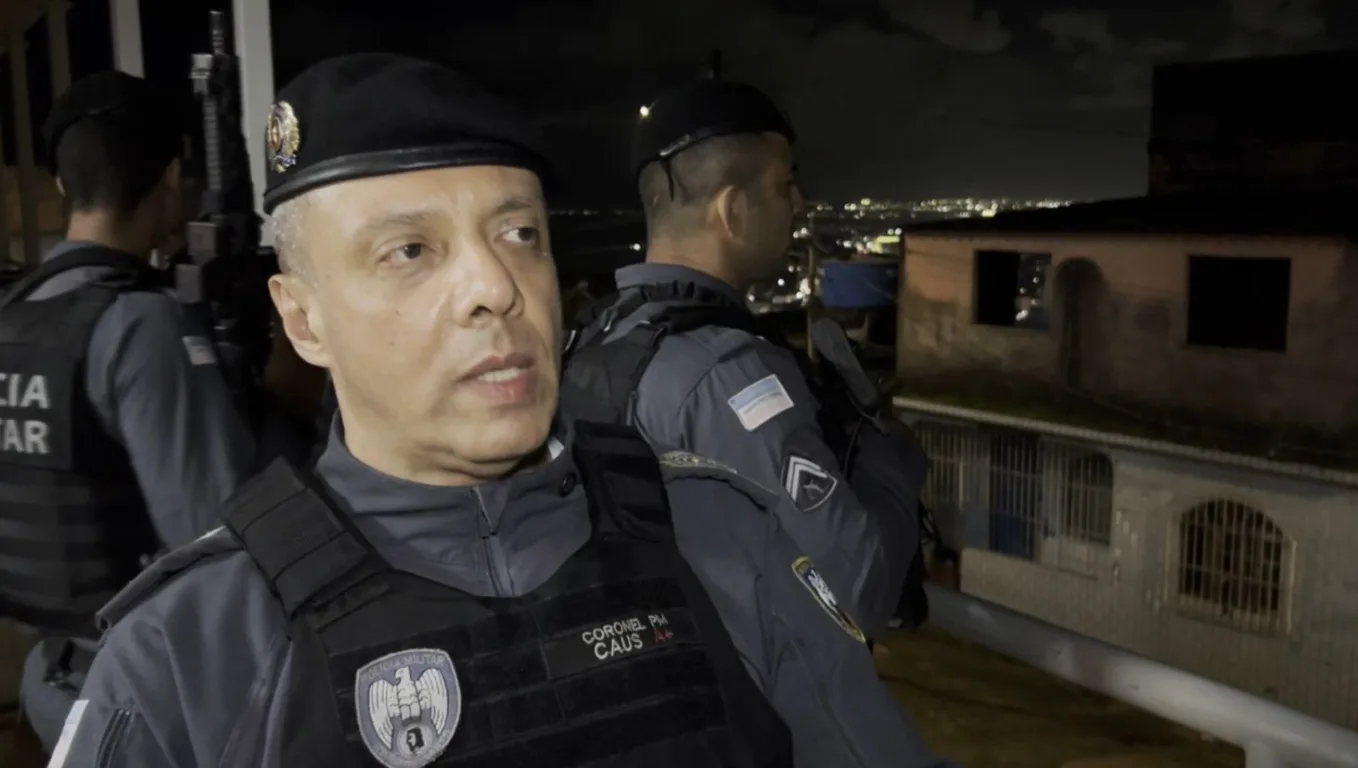 Coronel Douglas Caus durante operação da PM no Bairro da Penha