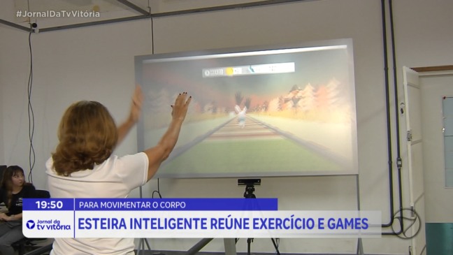 Esteira inteligente estimula exercícios e saúde de idosos