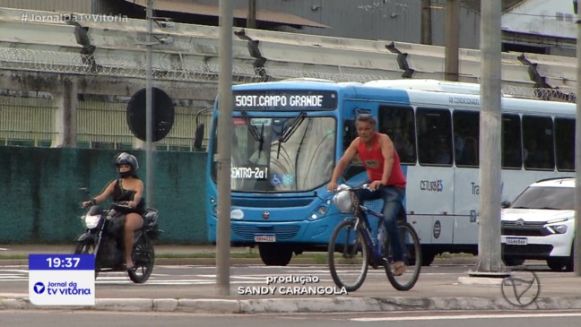 Crimes dentro de ônibus acontecem nos horários de pico