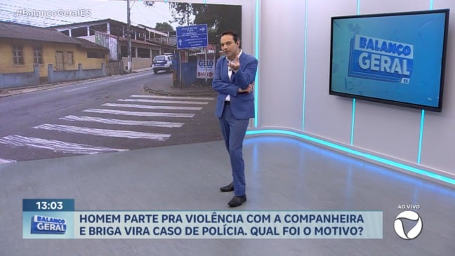 Homem agarra esposa com golpe de mata-leão em Cariacica