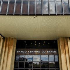 Banco Central informou que determinou interrupção da comunicação de empresa afetada pelo ataque com bancos. Crédito: Rafa Neddermeyer/Agência Brasil