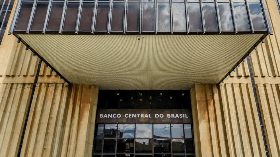 Banco Central informou que determinou interrupção da comunicação de empresa afetada pelo ataque com bancos. Crédito: Rafa Neddermeyer/Agência Brasil
