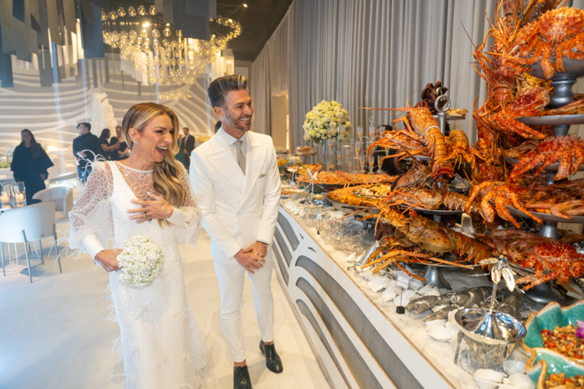 Sete horas de som e 20 metros de frutos do mar na boda dos donos do Le Buffet