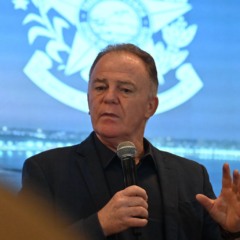 Governado Renato Casagrande