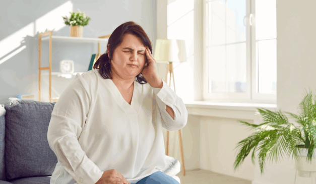 Sinais que seu corpo está cansado e não aguenta mais a gordura corporal/Canva