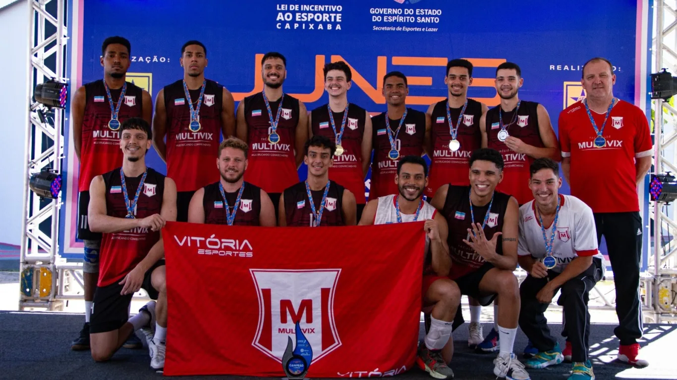 Junes 2025: Multivix campeã no vôlei masculino.