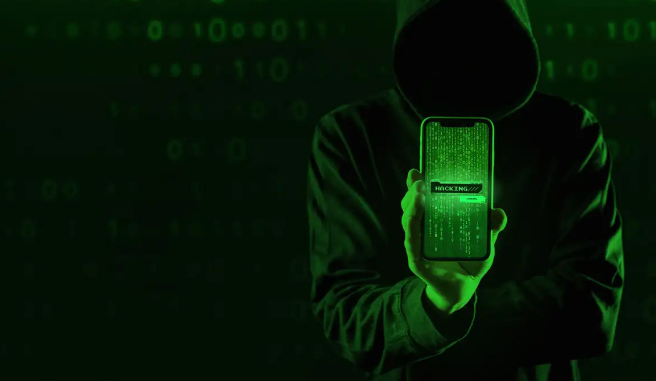 Quatro em cada 10 brasileiros já foram alvo de fraudes pela internet