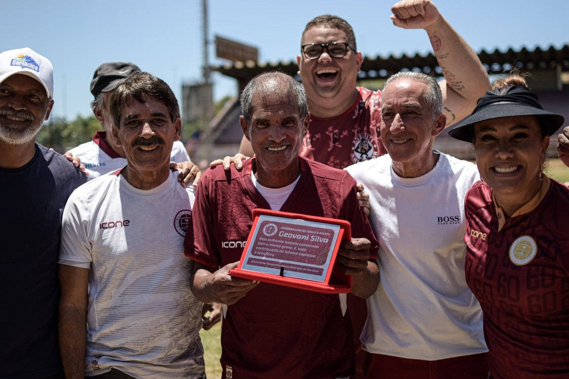 Capixabão: Desportiva x Rio Branco/VN. Geovani Silva é homenageado pela Desportiva no Engenheiro Araripe.
