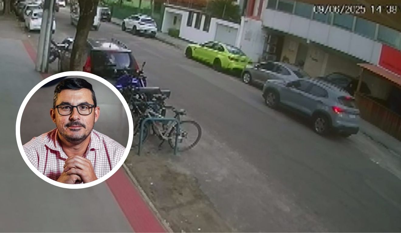 Imagem mostra o carro BMW de Wallace Lovato e o veículo cinza usado pelo atirador