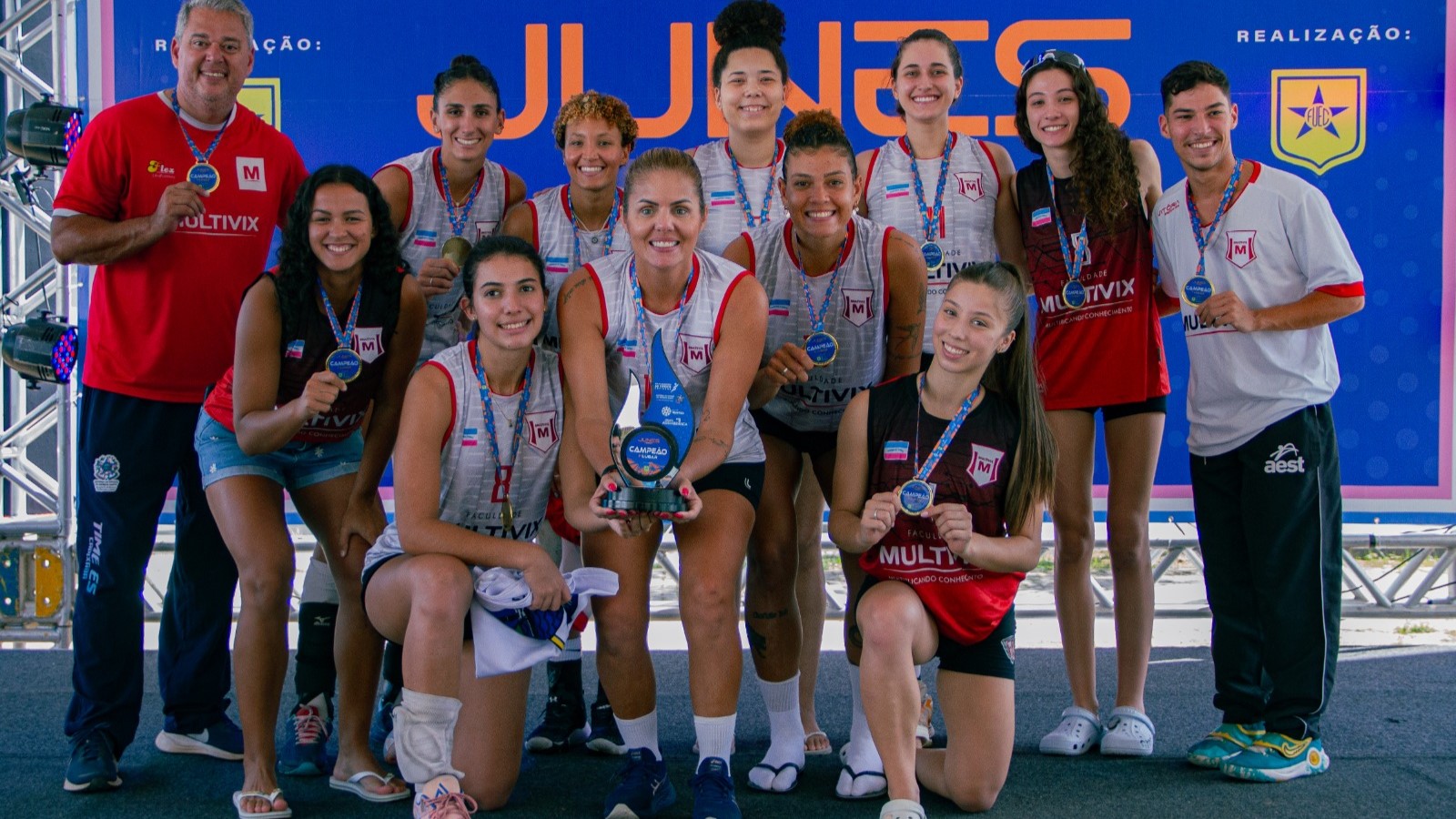 Junes 2025: Multivix campeã no vôlei feminino.