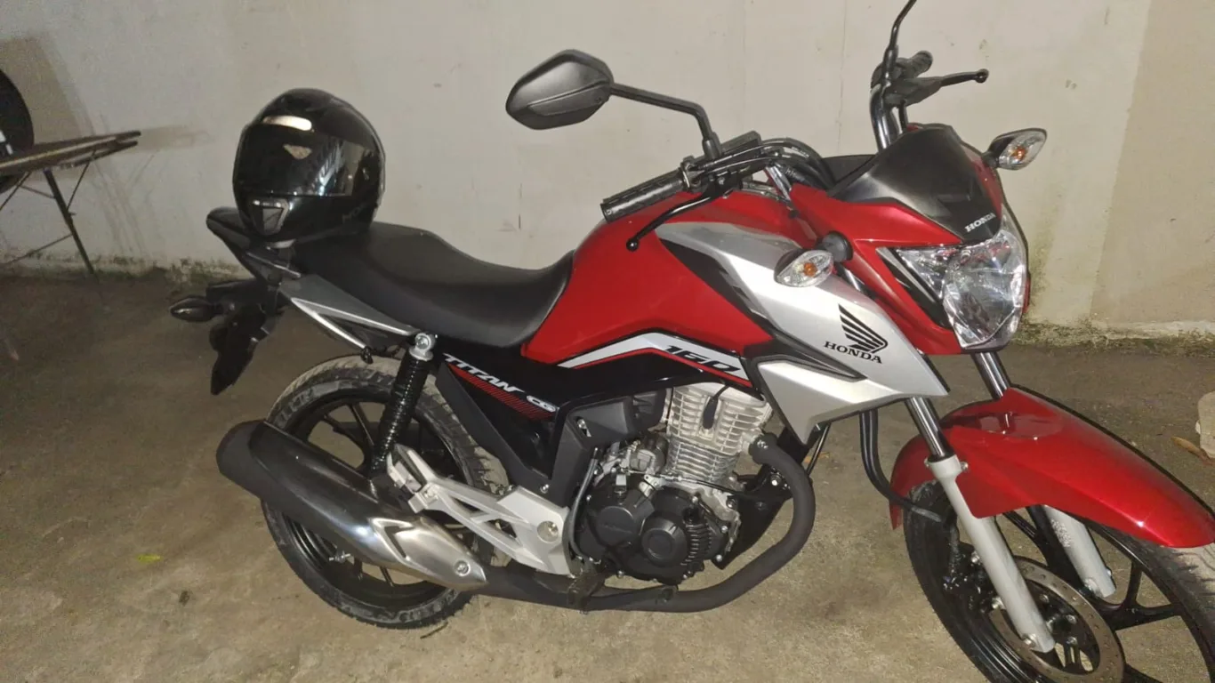 Paciente tem moto furtada em frente ao PA de Carapina