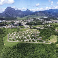 Lotes terão parcelas a partir de R$ 786,97, corrigidas apenas pela poupança, e financiamento em até 200 meses. Foto: Divulgação/Universal Imobiliária e Urbanismo
