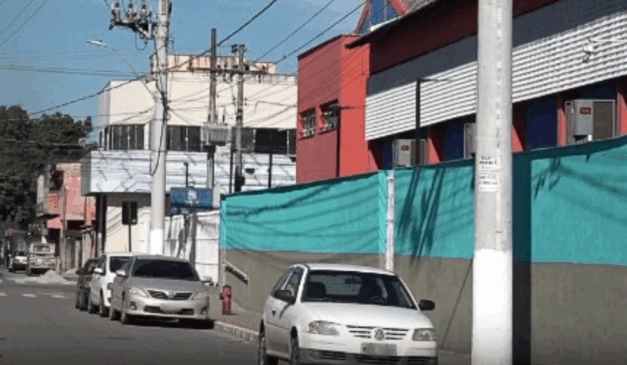 Mãe de aluno é presa por furtar celular de pedagoga em escola de Vila Velha