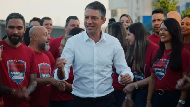 Casas Bahia lança nova campanha comercial com preços de Black Friday e crédito facilitado